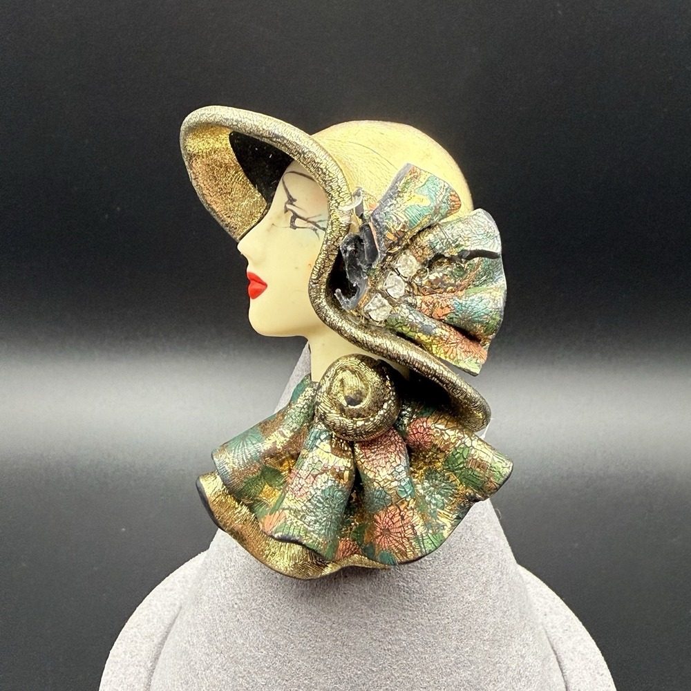 Art Deco Flapper Lady Face Brooch Gold Metallic Ruffle Rhinestone Hat Red Lip